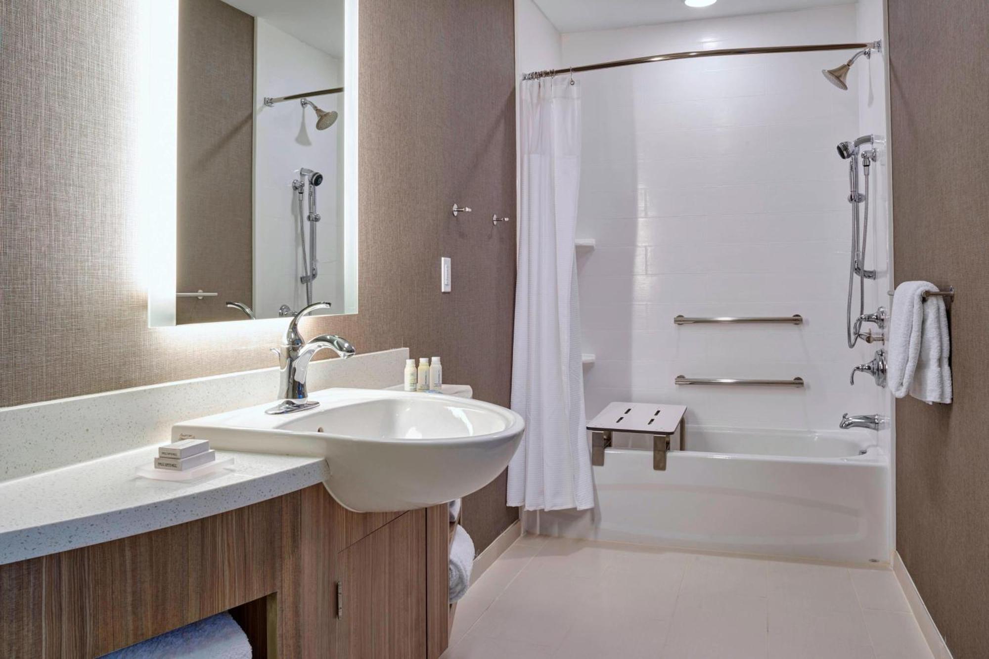 Springhill Suites By Marriott Grand Rapids West Grandville Exterior photo